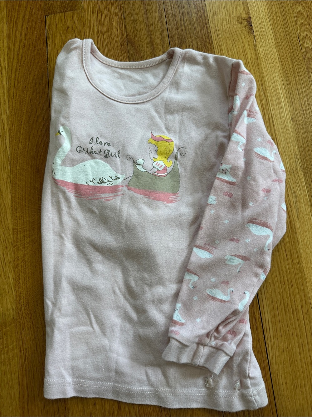 Criket Korean brand Girl Pink Swan-Print Kids Pajama Set